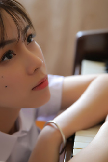 国产A∨国片精品白丝美女视频